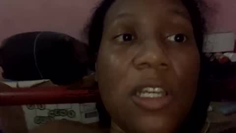 Eirondra Valeen online show from October 31, 11:50 pm