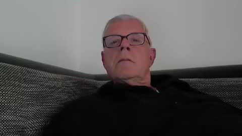 Snapshot of eisbaer1957 chatting on March 19, 5:17 pm eisbaer1957 online show from March 19, 5:17 pm