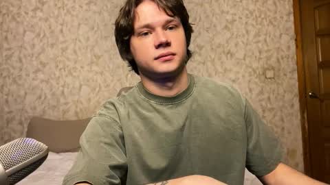 Snapshot of eitanhere chatting on January 5, 5:27 pm Eitan online show from January 5, 5:27 pm