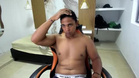 ekko_s online show from May 29, 11:19 am