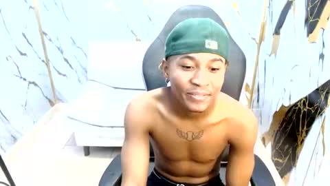 Snapshot of ekko_x chatting on July 12, 1:13 pm EKKO online show from July 12, 1:13 pm
