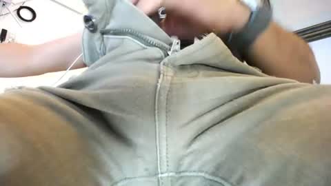 Snapshot of el_mas_turbado chatting on July 7, 7:23 am el_mas_turbado online show from July 7, 7:23 am