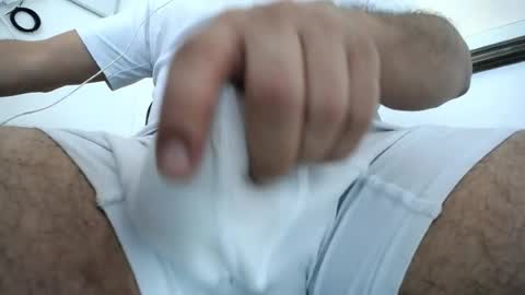 Snapshot of el_mas_turbado chatting on July 21, 5:04 pm el_mas_turbado online show from July 21, 5:04 pm