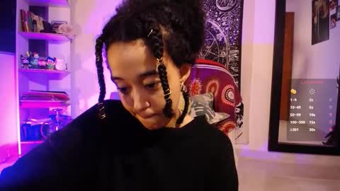 Ela  Help me reach 100 thumbs up online show from February 3, 9:58 am