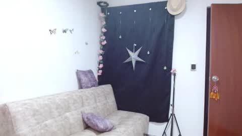 ela_3611 online show from March 27, 4:07 am