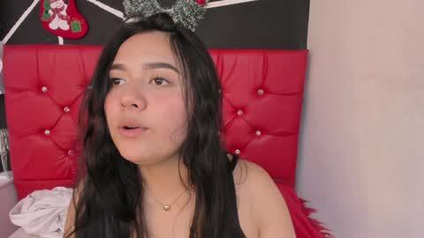 Snapshot of ela_hilton3 chatting on December 29, 7:32 pm Ela online show from December 29, 7:32 pm