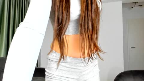 Ela online show from January 14, 6:52 am