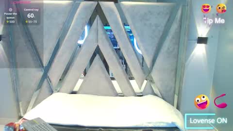 elaine87_ online show from November 1, 11:07 pm