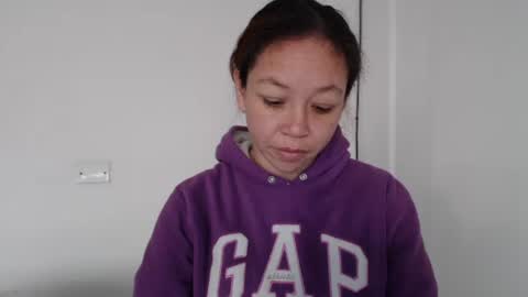 Snapshot of elaine_cooper_21 chatting on October 10, 9:36 pm Eli online show from October 10, 9:36 pm