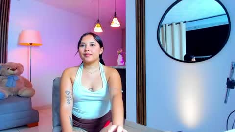 Snapshot of elaine_summer chatting on July 23, 2:31 am Elaine Summer online show from July 23, 2:31 am