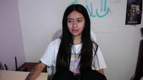 Elaine eli online show from December 11, 5:21 am