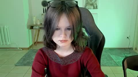 Your sweet girl online show from December 4, 5:27 am