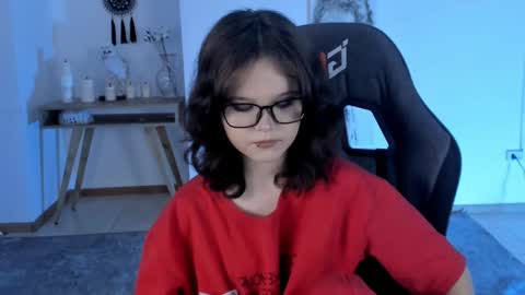 Your sweet girl online show from December 10, 6:17 pm