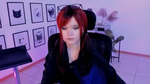 Your sweet girl online show from January 8, 1:42 am