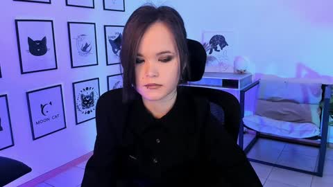 Your sweet girl online show from February 5, 11:28 pm