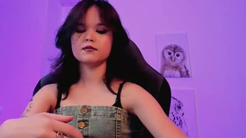 Your sweet girl online show from March 8, 7:09 pm