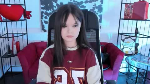 Snapshot of elainebeness chatting on March 5, 11:28 am Your sweet girl online show from March 5, 11:28 am