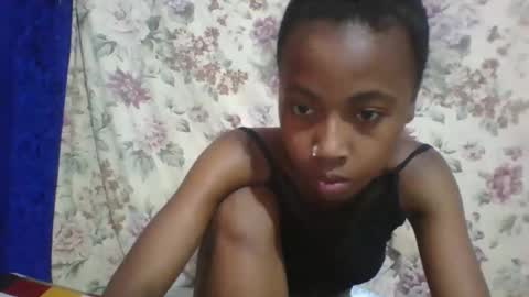 Snapshot of elalia1234 chatting on November 17, 8:09 am elalia1234 online show from November 17, 8:09 am