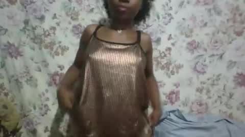 Snapshot of elalia1234 chatting on November 18, 3:38 pm elalia1234 online show from November 18, 3:38 pm