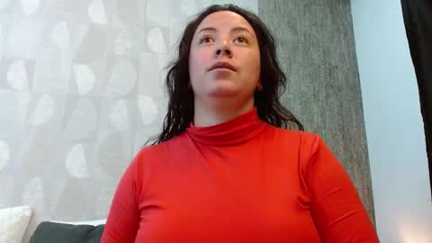 elamurray online show from December 5, 11:41 am