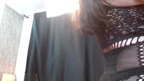 elamurray online show from December 18, 11:16 am