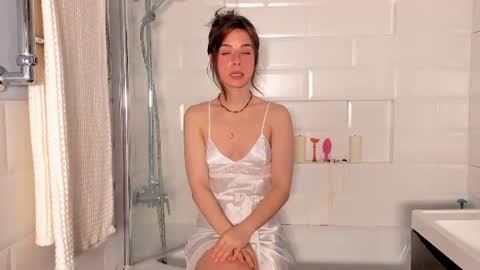 ELA 3 online show from July 21, 6:49 am