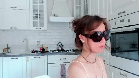 ELA 3 online show from July 28, 6:20 am