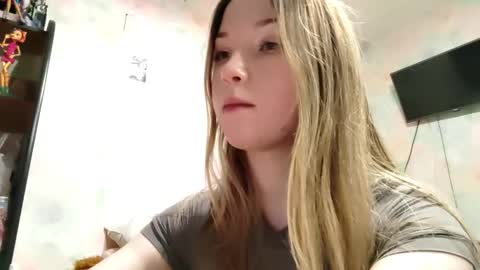 MIa online show from February 10, 11:36 am