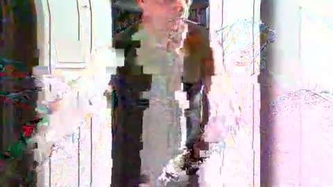 Snapshot of elbasca chatting on December 19, 12:12 pm elbasca online show from December 19, 12:12 pm