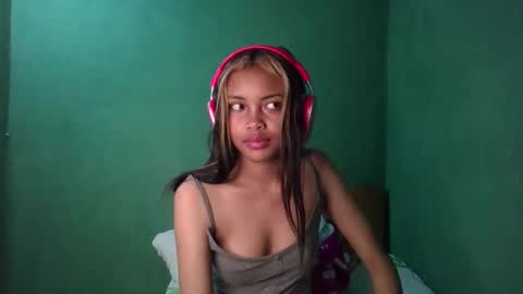 eldie69 online show from May 5, 7:00 pm