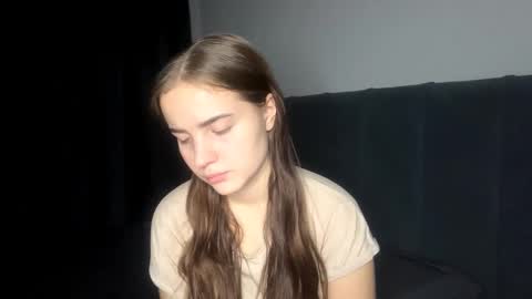 Snapshot of eleanorolaes chatting on February 27, 4:18 pm Kelly online show from February 27, 4:18 pm