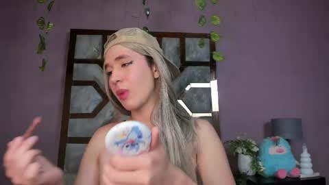 electra_gosselin online show from April 7, 1:06 am