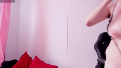 Snapshot of electraa_fox chatting on February 26, 6:11 pm Electra online show from February 26, 6:11 pm