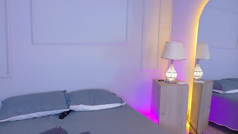 ELECTRA  online show from November 21, 8:07 pm