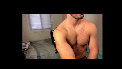 electricenzobolt online show from April 4, 5:10 pm