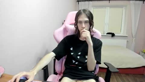 Snapshot of eleganc3 chatting on October 2, 7:10 pm eleganc3 online show from October 2, 7:10 pm