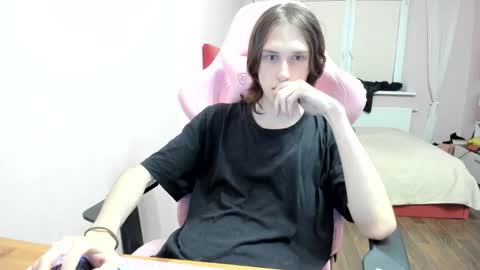 Snapshot of eleganc3 chatting on October 13, 7:25 pm eleganc3 online show from October 13, 7:25 pm