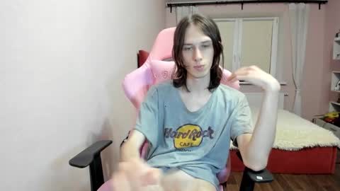 Snapshot of eleganc3 chatting on October 20, 9:48 pm eleganc3 online show from October 20, 9:48 pm