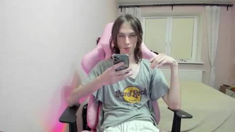 Snapshot of eleganc3 chatting on October 26, 9:10 pm eleganc3 online show from October 26, 9:10 pm