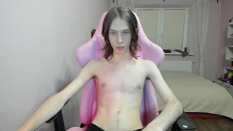 Snapshot of eleganc3 chatting on November 22, 8:52 pm eleganc3 online show from November 22, 8:52 pm