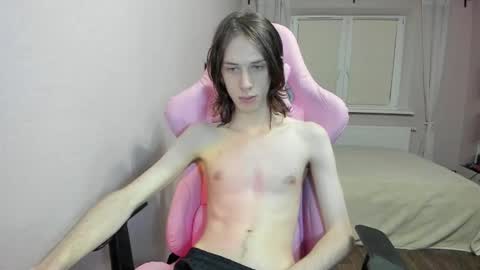 Snapshot of eleganc3 chatting on November 24, 7:02 pm eleganc3 online show from November 24, 7:02 pm