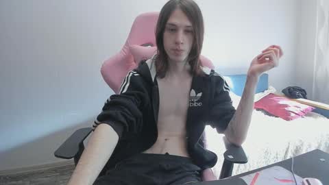 eleganc3 online show from February 24, 8:12 am