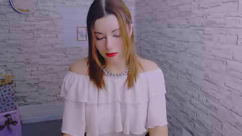 Snapshot of elegant_princess1 chatting on January 15, 10:13 pm elegant_princess1 online show from January 15, 10:13 pm