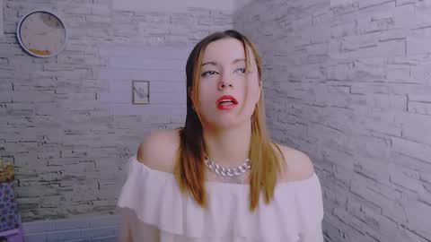 Snapshot of elegant_princess1 chatting on January 16, 1:16 am elegant_princess1 online show from January 16, 1:16 am