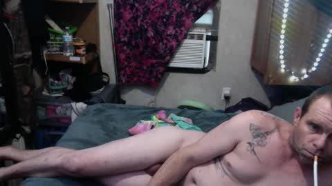 ElegantDeviance69 online show from December 6, 9:46 pm