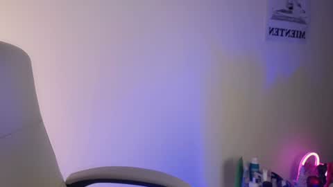 Snapshot of elektra_sky11 chatting on January 6, 4:58 am Elektra Sky online show from January 6, 4:58 am