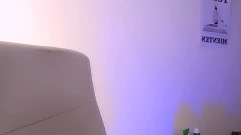 Snapshot of elektra_sky11 chatting on January 31, 7:18 pm Elektra Sky online show from January 31, 7:18 pm