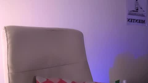 Snapshot of elektra_sky11 chatting on February 1, 4:00 pm Elektra Sky online show from February 1, 4:00 pm