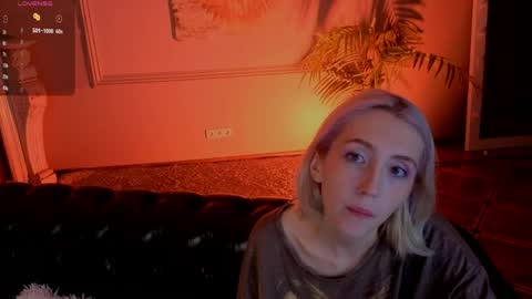 Elen  online show from May 6, 6:08 am