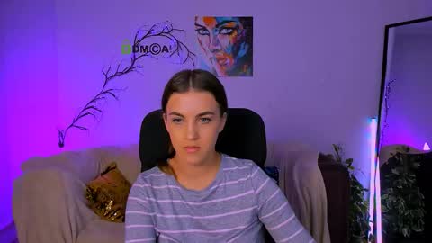 elen_dark online show from October 2, 6:15 pm